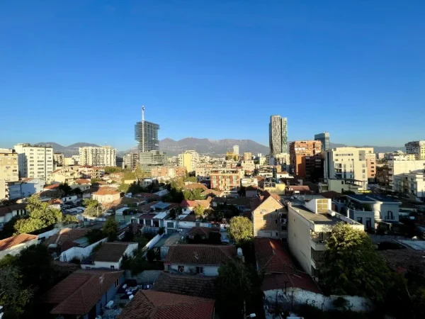 Qera Ditore 1+1 Myslym Shyr