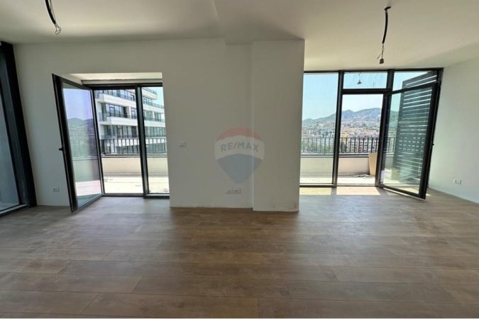 jepet me qera , 140 m² 1.600 € (Jepet per Qira zyre te &quot;Lake View&quot;!)