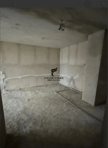 Tirane, shitet apartament 2+1+Ballkon Kati 2, 105 m² 105.000 € (UNIVERS CITY)