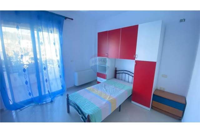 Tirane, jepet me qera apartament 3+1+A+BLK Kati 2, 120 m² 600 Euro (ne Mullet)