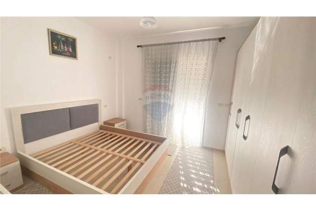 Tirane, jepet me qera apartament 3+1+A+BLK Kati 2, 120 m² 600 Euro (ne Mullet)