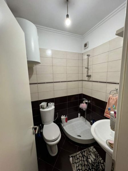 Tirane, shitet apartament 3+1+BLK Kati 8, 129 m² 125.000 Euro (Astir)