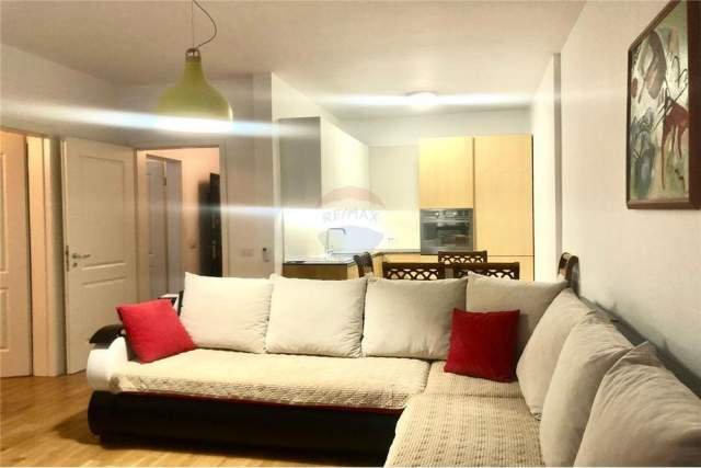 Tirane, jepet me qera apartament 1+1 Kati 3, 69 m² 400 Euro (Rruga Bill Klinton - Komuna e Parisit - Eleonora)