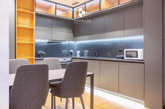 Tirane, jepet me qera apartament 2+1+A+BLK Kati 6, 92 m² 1.600 Euro (Rr. e Kavajes (Raiffeisen - QENDER))
