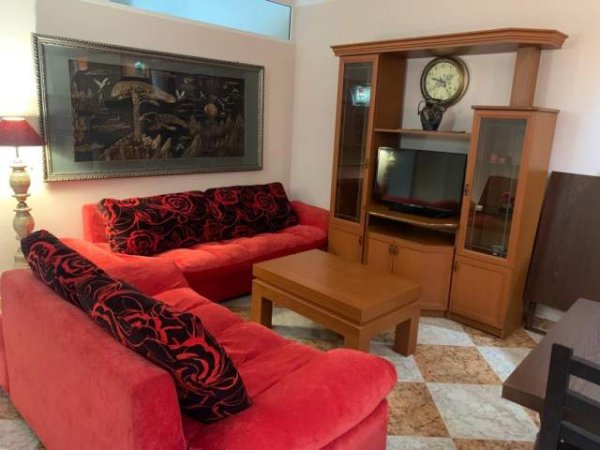 Tirane, jepet me qera 1+1+A+BLK Kati 2, 350 Euro
