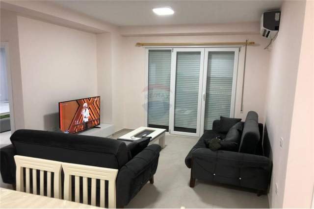 Tirane, ofert apartament 2+1+BLK Kati 5, 85 m² 40.000 Leke (qesarake)