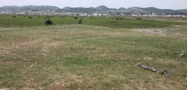 Durres, shes toke 4.000 m²200.000 Euro (Spitalle, Mbrapa Universitetit Durres)