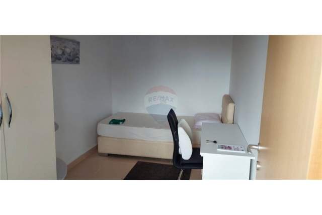 Tirane, jepet me qera apartament 3+1+A+BLK Kati 10, 103 m² 550 Euro (21 Dhjetori)