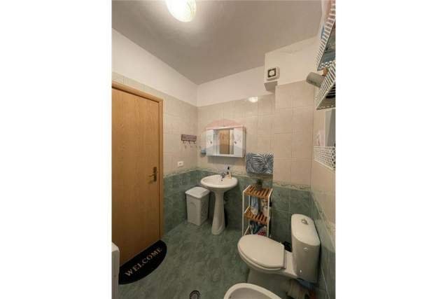 Tirane, jepet me qera apartament 3+1+A+BLK Kati 10, 103 m² 550 Euro (21 Dhjetori)