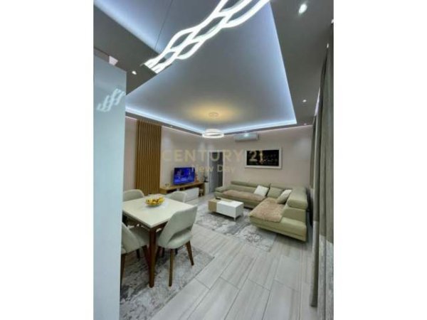 Tirane, shitet apartament 2+1+BLK Kati 2, 96 m² 124.000 Euro (Oxhaku)