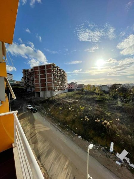 Tirane, jap me qera apartament 2+1+BLK Kati 3, 98 m² 300 Euro (rruga pano lula)
