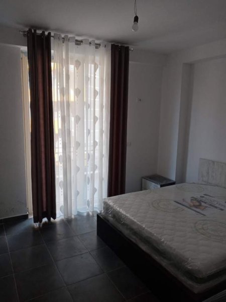 Tirane, jap me qera apartament 2+1+BLK Kati 3, 98 m² 300 Euro (rruga pano lula)