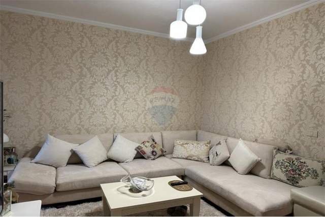 Tirane, shitet apartament 1+1+BLK Kati 16, 60 m² 123.000 Euro (Qender)