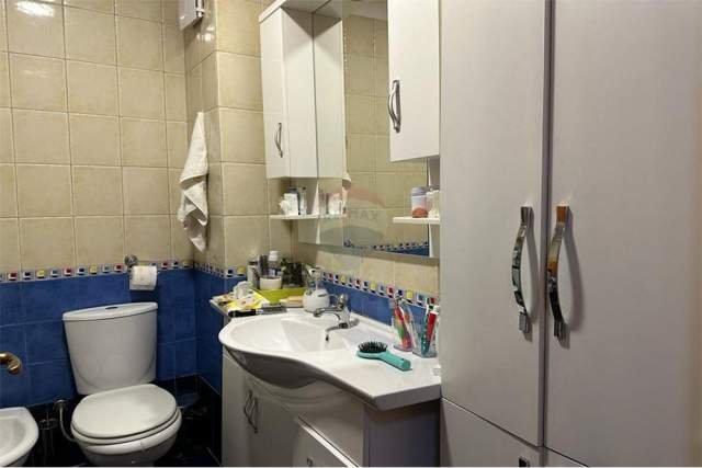 Tirane, shitet apartament 1+1+BLK Kati 16, 60 m² 123.000 Euro (Qender)