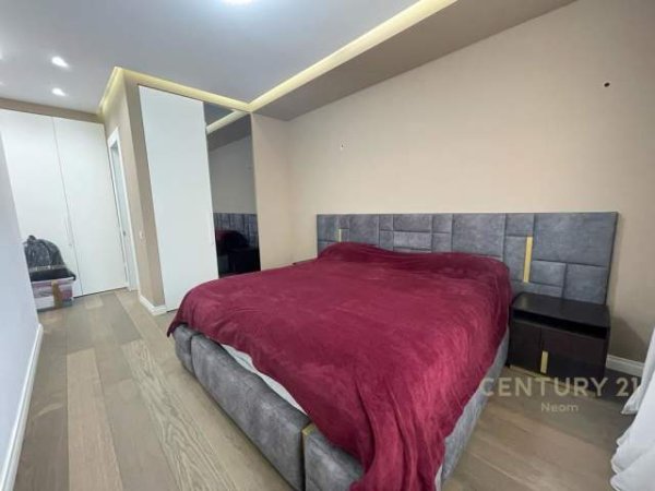 Tirane, jepet me qera apartament 2+1 1.100 Euro (LIQENI I THATE)
