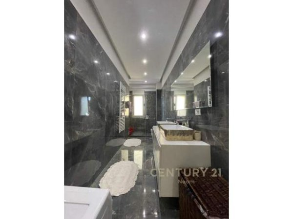 Tirane, jepet me qera apartament 2+1 1.100 Euro (LIQENI I THATE)