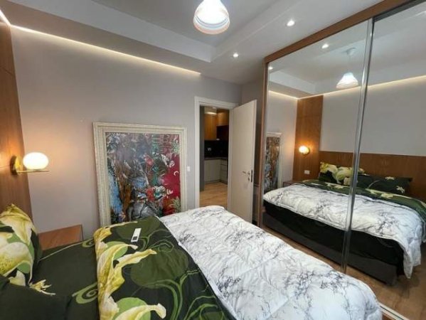 Tirane, jepet me qera apartament 1+1, 50 m² 350 euro astir