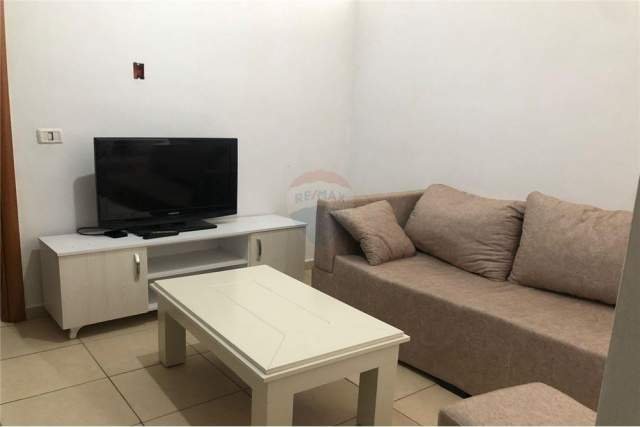 Tirane, jepet me qera apartament 1+1+BLK Kati 3, 50 m² 32.000 Leke (Astir)