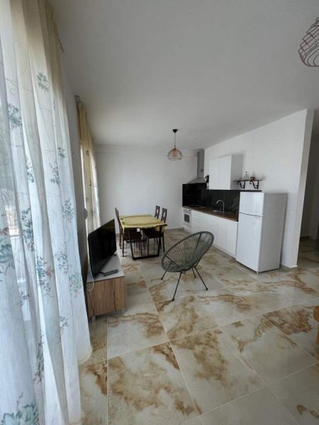 Vlore, shitet apartament 1+1+BLK Kati 3, 66 m² 99.990 Euro (Uji i Ftohte)