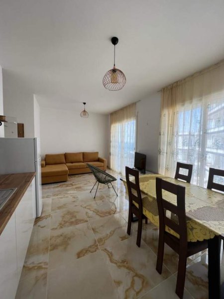 Vlore, shitet apartament 1+1+BLK Kati 3, 66 m² 99.990 Euro (Uji i Ftohte)