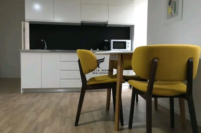 Tirane, jepet me qera apartament 1+1+Ballkon Kati 2, 60 m² 580 € (RRUGA ELBASANIT)