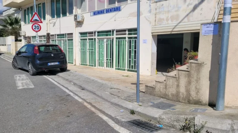 Tirane, jepet me qera ambjent biznesi Kati 0, 400 m² 1.600 € (Rr. Sterio Spase)