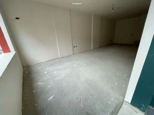 Tirane, shes apartament 2+1 Kati 5, 125 m² 187.000 € (xhamllik)