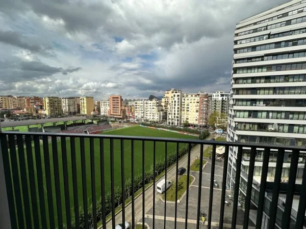 Tirane, jepet me qera apartament 2+1+Ballkon Kati 7, 140 m² 2.300 € (Lake View)