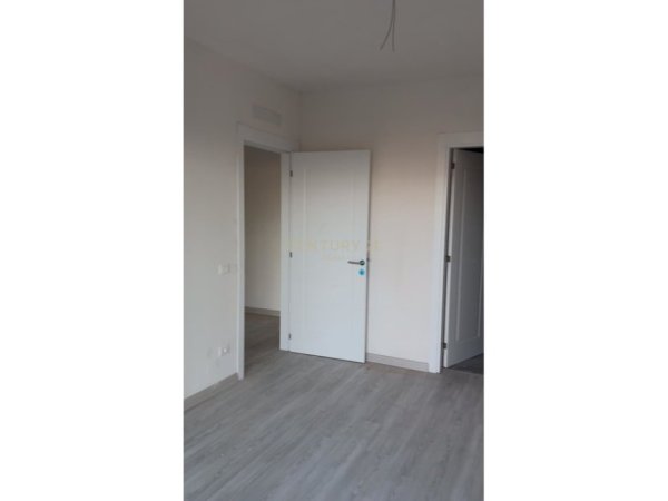 Tirane, shes apartament 2+1+Aneks+Ballkon Kati 6, 106 m² 170.321 € (BULEVARDI I RI)