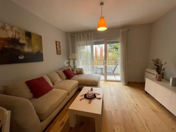 Tirane, jepet me qera apartament 1+1+Aneks+Ballkon Kati 1, 75 m² 750 € (REZIDENCEN "SUNRISE")