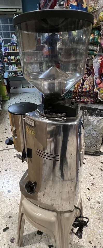 Greqi, ofroj Mulli kafeje Mulli kafeje ekspresi , profesional .