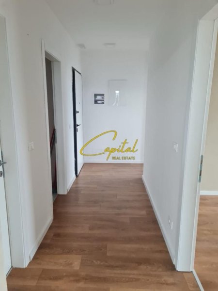 Tirane, jepet me qera zyre Kati 10, 140 m² 1.600 € (KOMPLEKSI LAKE VIEW)