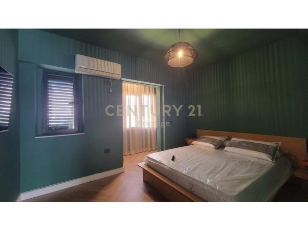 Tirane, jepet me qera apartament 1+1+Aneks+Ballkon Kati 4, 48 m² 650 € (9-KATSHET)