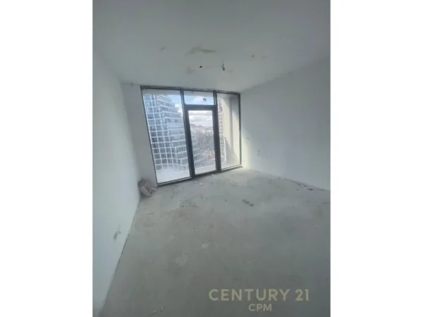 Tirane, jepet me qera apartament 2+1+Aneks+Ballkon Kati 3, 200 m² 3.000 € (Lake View)