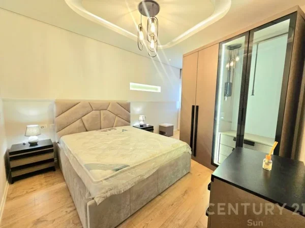 Tirane, jepet me qera apartament 2+1+Aneks+Ballkon Kati 11, 106 m² 850 € (Hipoteka)