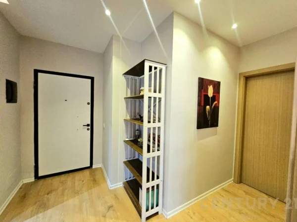 Tirane, jepet me qera apartament 2+1+Aneks+Ballkon Kati 11, 106 m² 850 € (Hipoteka)