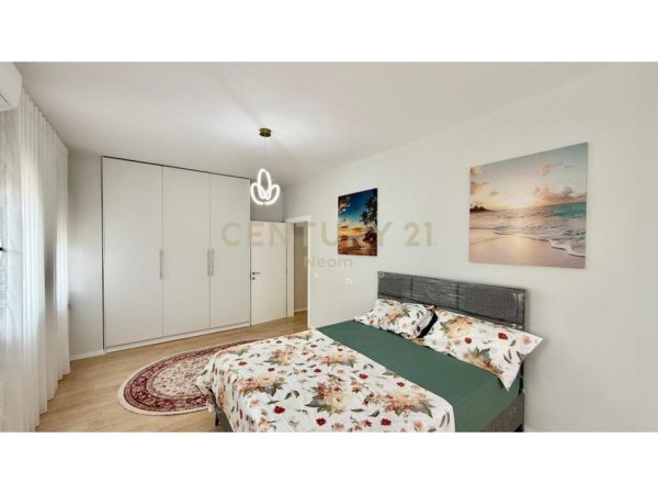Tirane, jepet me qera apartament 2+1+Aneks+Ballkon Kati 6, 100 m² 1.000 € (Rruga e Elbasanit)
