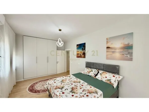 Tirane, jepet me qera apartament 2+1+Aneks+Ballkon Kati 6, 100 m² 1.000 € (Rruga e Elbasanit)