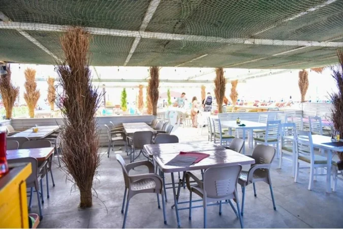 Vlore, shitet bar-resorant Kati 0, 5.000 m² 45.000 € (Zvernec)