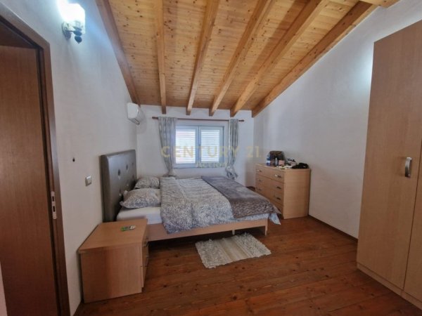 Tirane, jepet me qera Vile 2 Katshe Kati 2, 500 m² 1.500 € (Don Bosko)