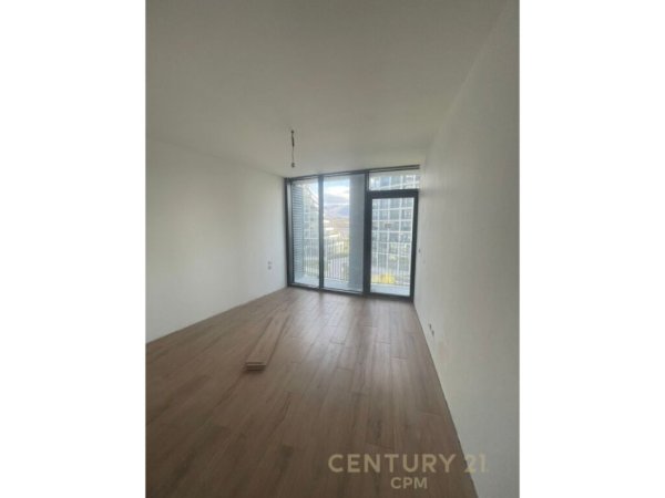 Tirane, jepet me qera apartament 2+1+Aneks+Ballkon Kati 3, 100 m² 1.300 € (Lake View)