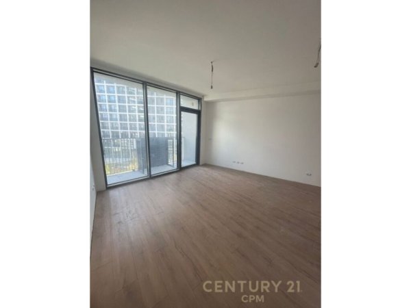 Tirane, jepet me qera apartament 2+1+Aneks+Ballkon Kati 3, 100 m² 1.300 € (Lake View)