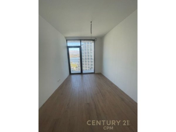 Tirane, jepet me qera apartament 2+1+Aneks+Ballkon Kati 7, 101 m² 1.500 € (Lake View)