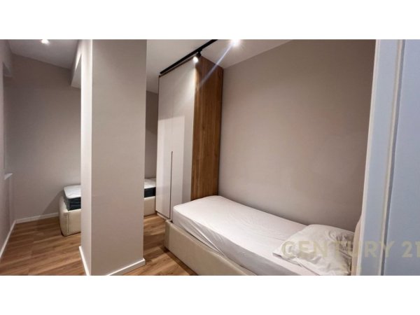 Tirane, shes apartament 2+1+Aneks+Ballkon Kati 2, 78 m² 200.000 € (GLOBE, Rruga e Kavajes)