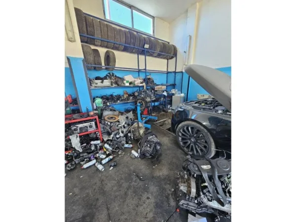 Durres, jepet me qera ambjent biznesi Kati 0, 1.000 m² 600 € (fllak)