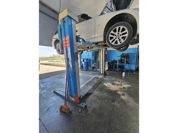 Durres, jepet me qera ambjent biznesi Kati 0, 1.000 m² 600 € (fllak)