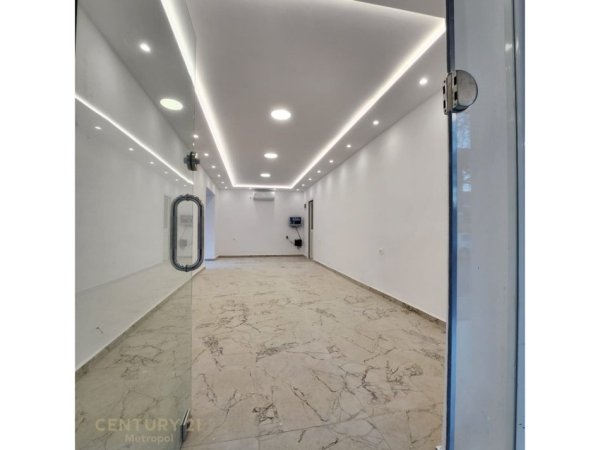 Tirane, shes ambjent biznesi , 80 m² 370.000 € (21 Dhjetori)