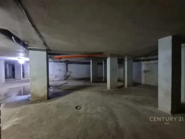 Tirane, shes ambjent biznesi Kati -1, 500 m² 425.000 € (Irfan Tomini)