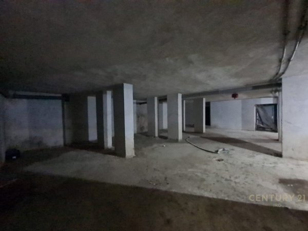 Tirane, shes ambjent biznesi Kati -1, 500 m² 425.000 € (Irfan Tomini)