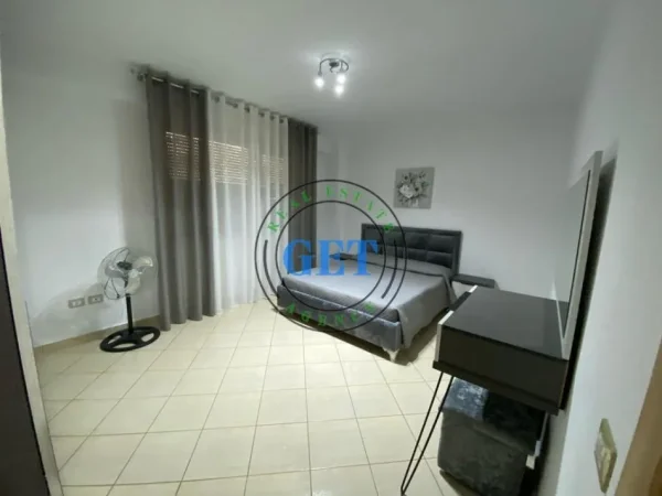 Durres, jepet me qera apartament 2+1 Kati 4, 90 m² 450 € (Plazh Iliria, Durrës)